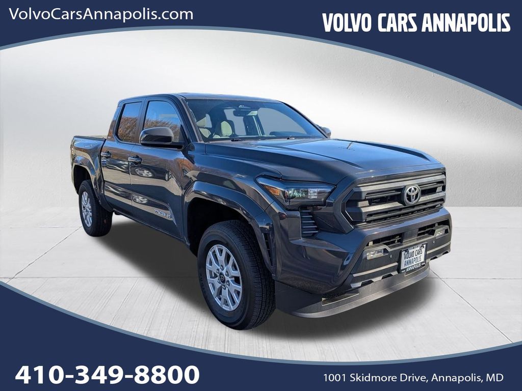 2024 Toyota Tacoma SR5's photo