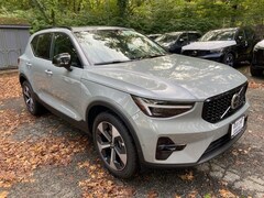 2026 Volvo XC40 B5 Plus AWD SUV