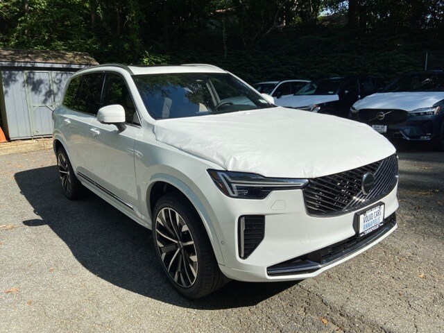 2026 Volvo XC90 plug-in hybrid T8 Plus 7-Seater eAWD SUV