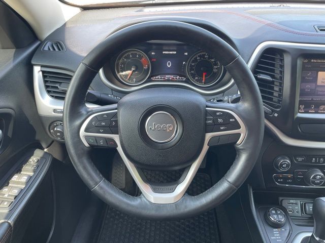 Photo 18
