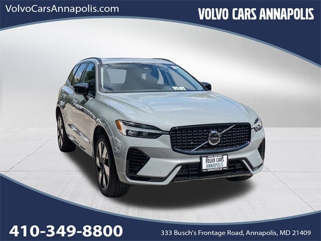 2025 Volvo XC60 Plus's photo