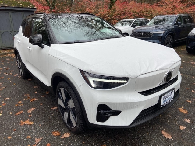 2026 Volvo EX40 Plus's photo