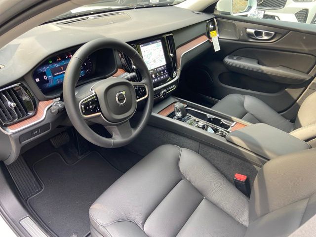2026 Volvo V60 Cross Country Plus - Photo 10