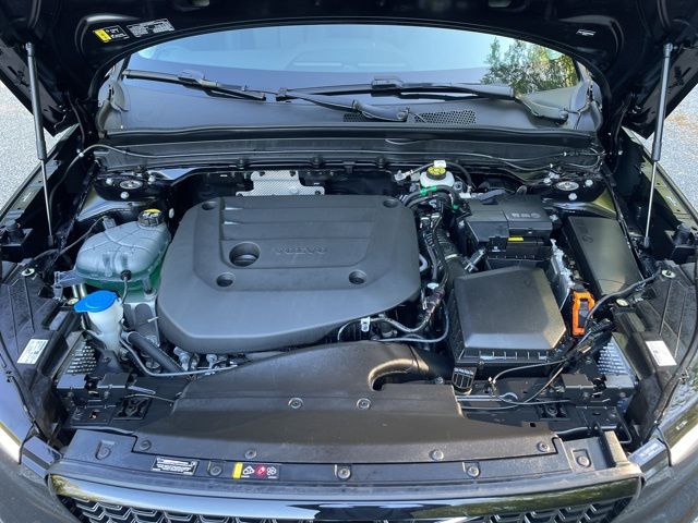2026 Volvo XC40 Plus - Photo 26