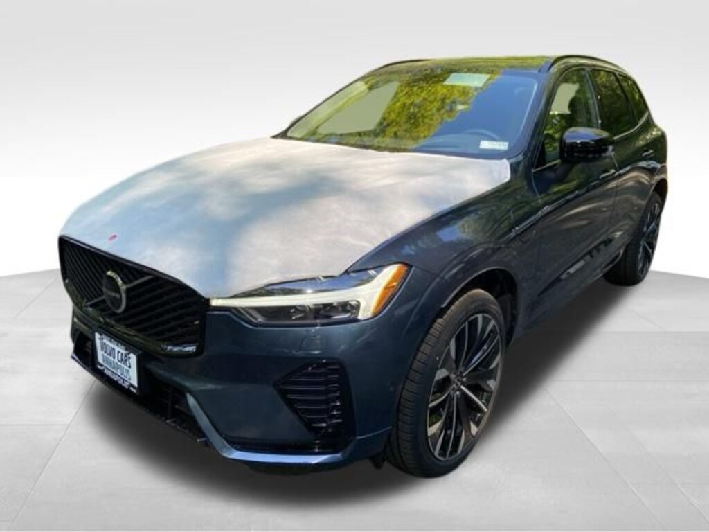 New 2026 Volvo XC60 plug-in hybrid T8 Ultra SUV