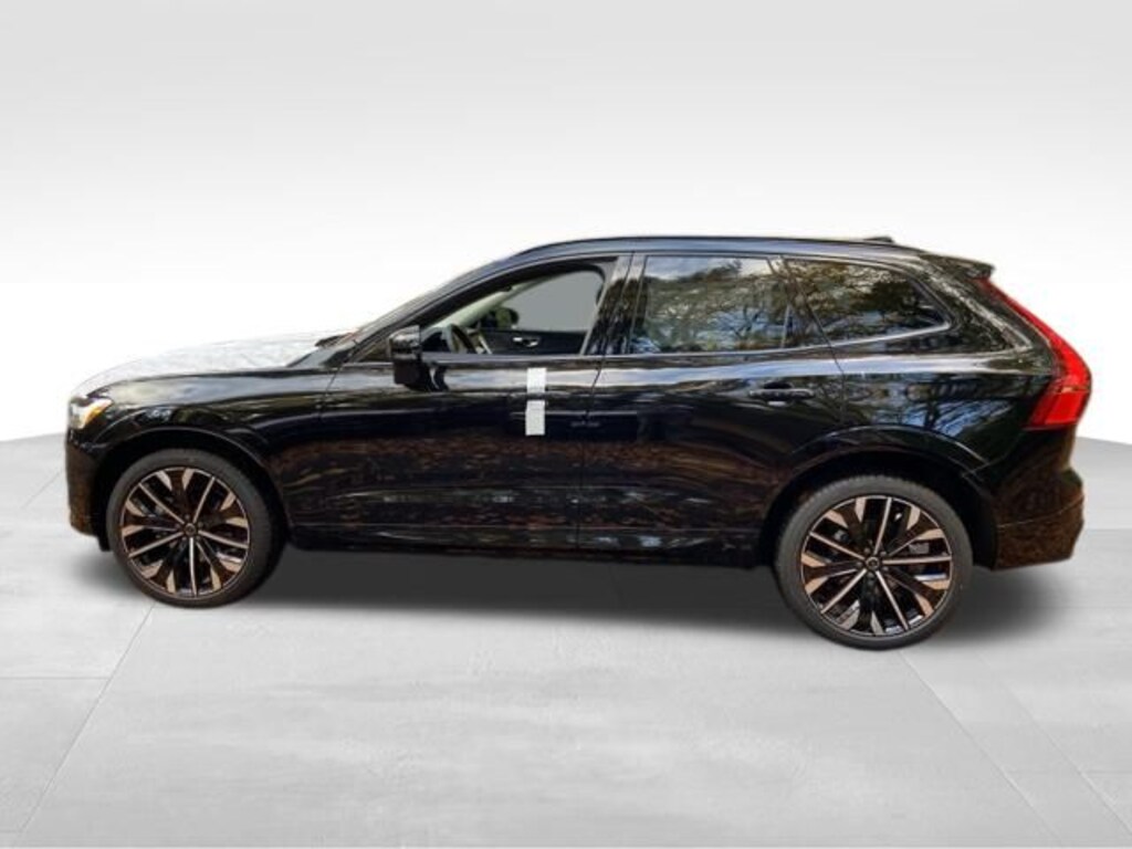 New 2026 Volvo XC60 B5 Ultra SUV