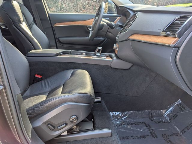 2023 Volvo XC90 Plus - Photo 29