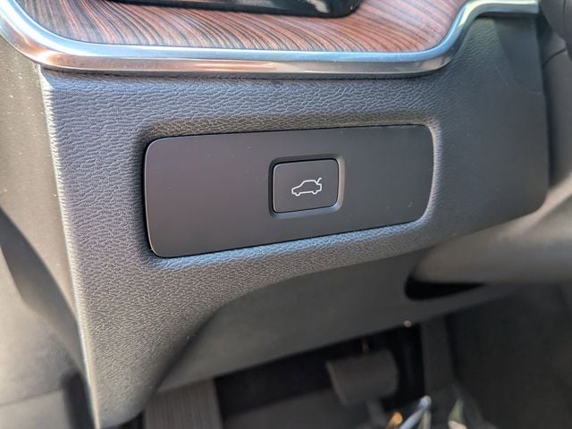 2023 Volvo XC60 Plus - Photo 23