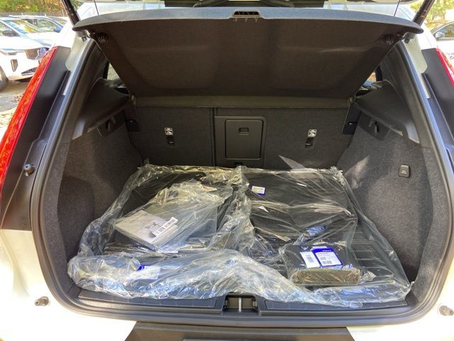 2026 Volvo XC40 Ultra - Photo 18