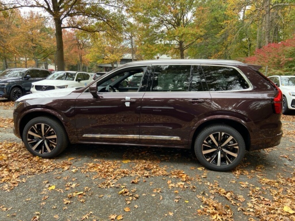 New 2026 Volvo XC90 B5 Core SUV