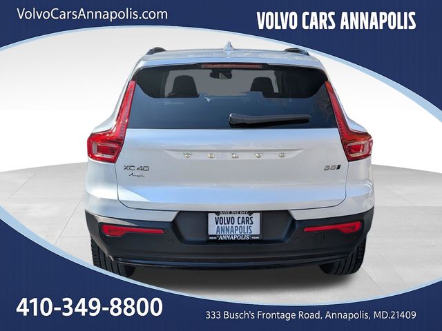 2023 Volvo XC40 Plus - Photo 7