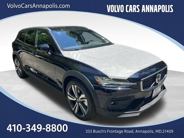 2026 Volvo V60 Cross Country
