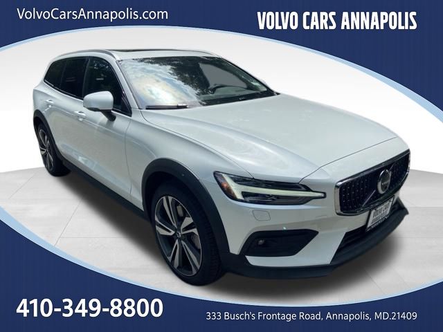 2026 Volvo V60 Cross Country
