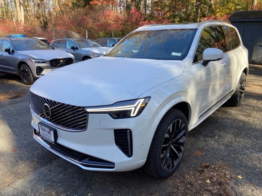 New 2026 Volvo XC90 B6 Plus 7-Seater SUV