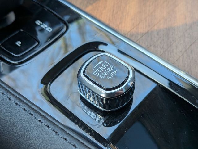 2023 Volvo XC90 Plus - Photo 20