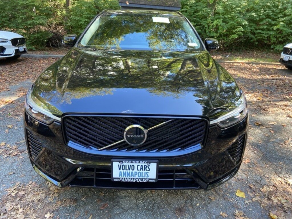 New 2026 Volvo XC60 B5 Plus SUV