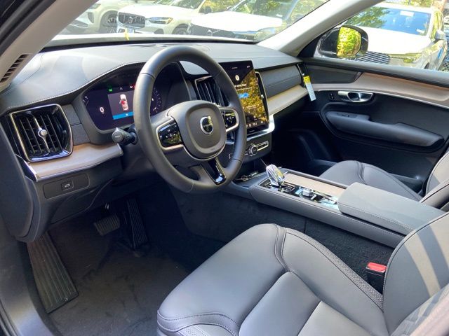 2026 Volvo XC90 Plus - Photo 10