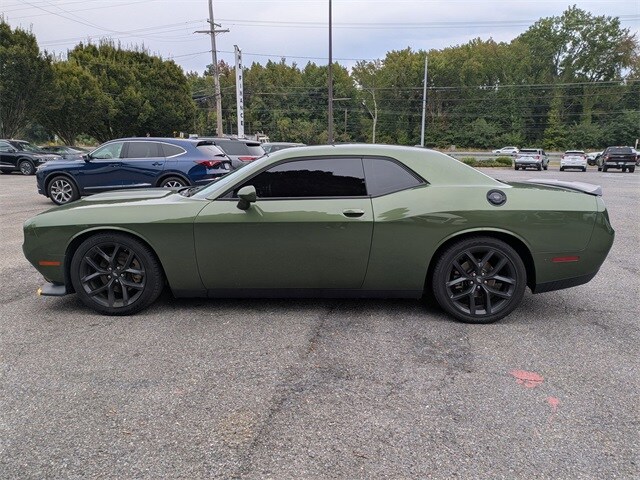 2022 Dodge Challenger GT photo 4