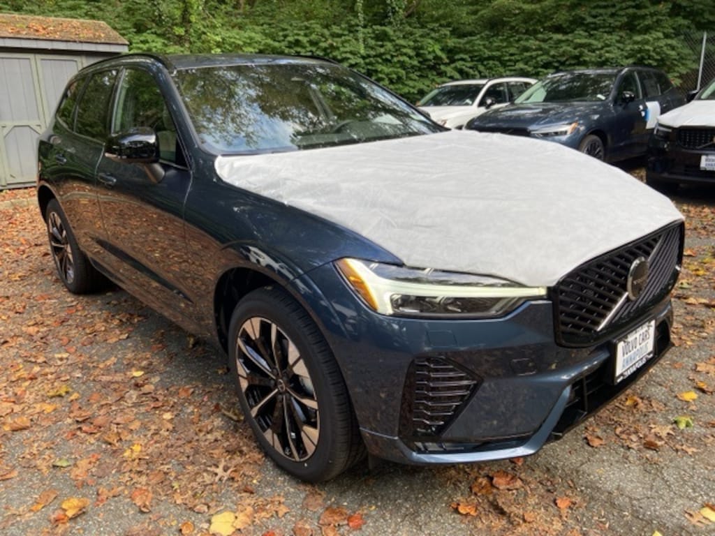 New 2026 Volvo XC60 B5 Plus SUV