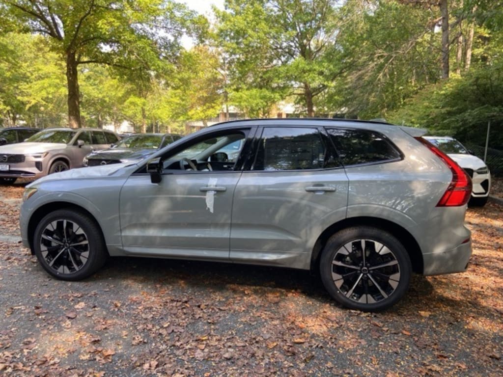 New 2026 Volvo XC60 B5 Ultra SUV
