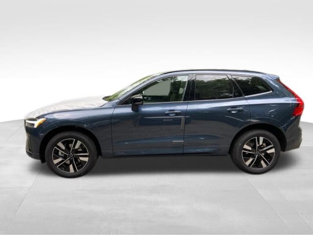 New 2026 Volvo XC60 B5 Plus SUV
