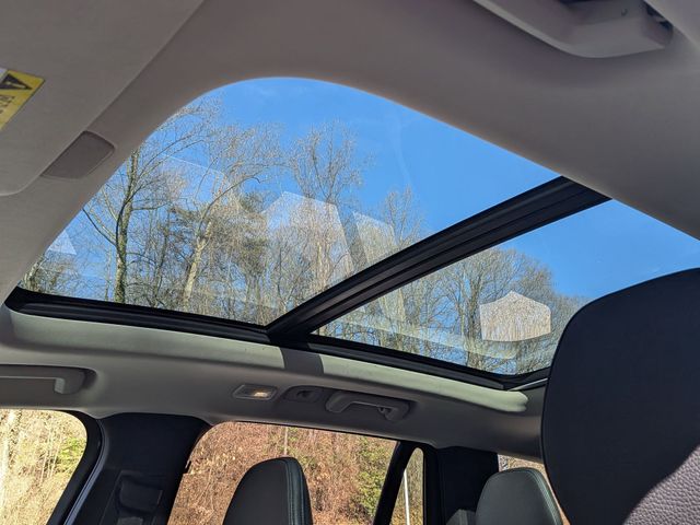 2023 Volvo XC90 Plus - Photo 11