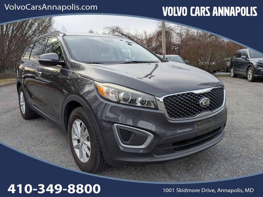 2016 Kia Sorento LX's photo