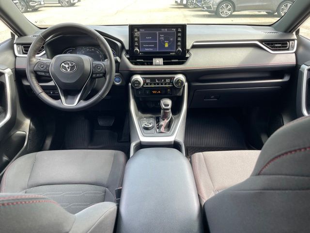 2022 Toyota RAV4 SE - Photo 21