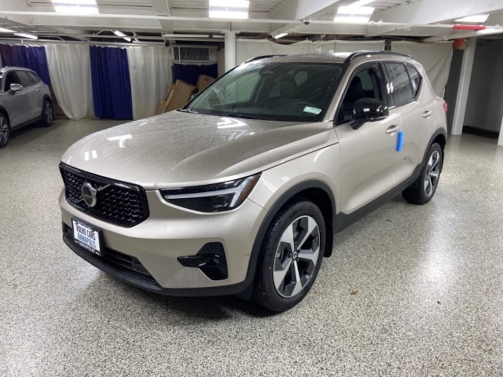 New 2024 Volvo XC40 For Sale at Volvo Cars Annapolis VIN