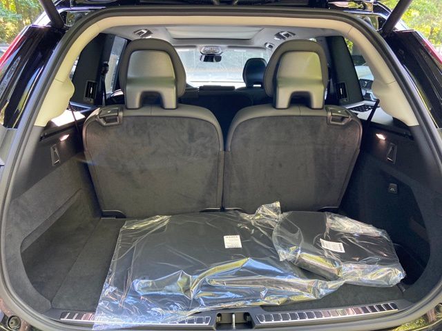 2026 Volvo XC90 Plus - Photo 20