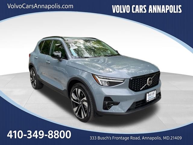 2023 Volvo XC40 Plus