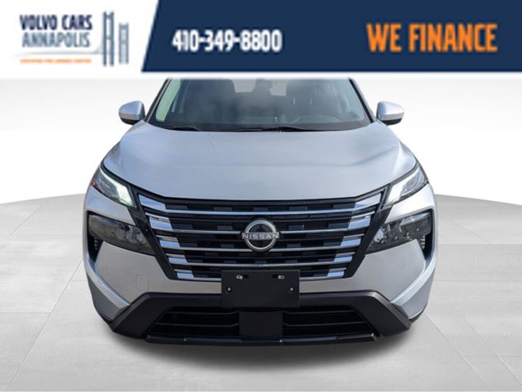 Used 2024 Nissan Rogue SV SUV