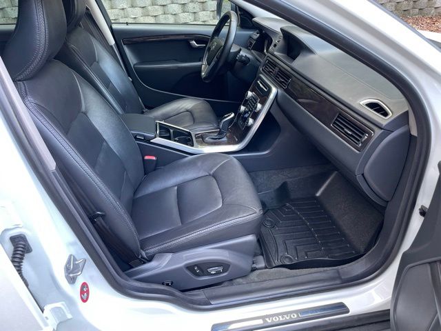 2016 Volvo XC70 11