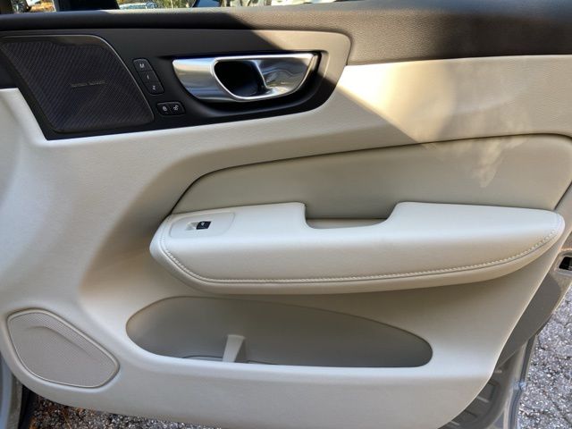 2026 Volvo XC60 Ultra - Photo 18