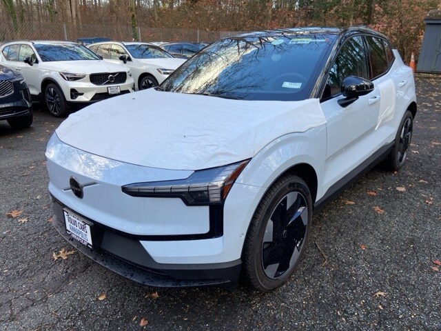 2025 Volvo EX30 Ultra photo 3