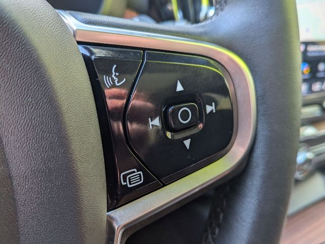 2023 Volvo XC60 Plus - Photo 22