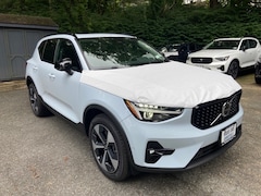 2026 Volvo XC40 B5 Plus SUV