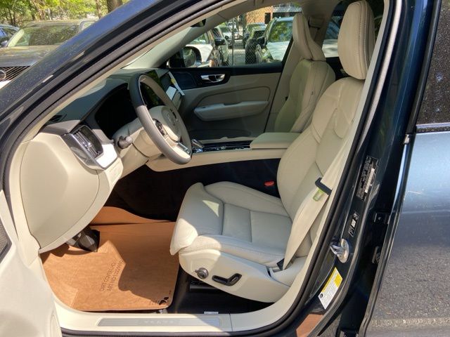 2026 Volvo XC60 Ultra - Photo 11