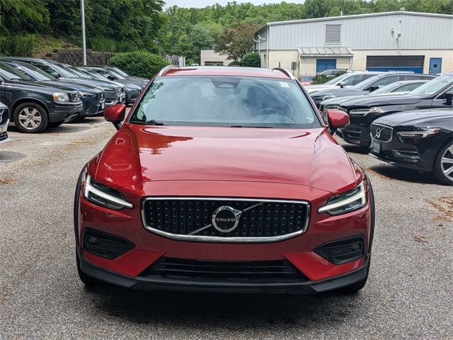 Used 2024 Volvo V60 Cross Country Plus with VIN YV4L12WY2R2137457 for sale in Annapolis, MD