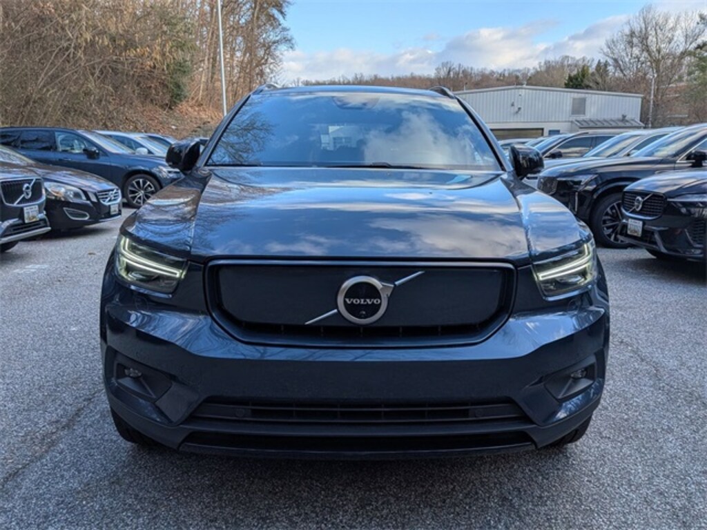 Certified 2022 Volvo XC40 Recharge Twin Pure Electric Ultimate SUV