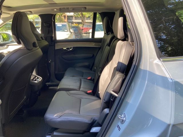 2026 Volvo XC90 Ultra - Photo 15