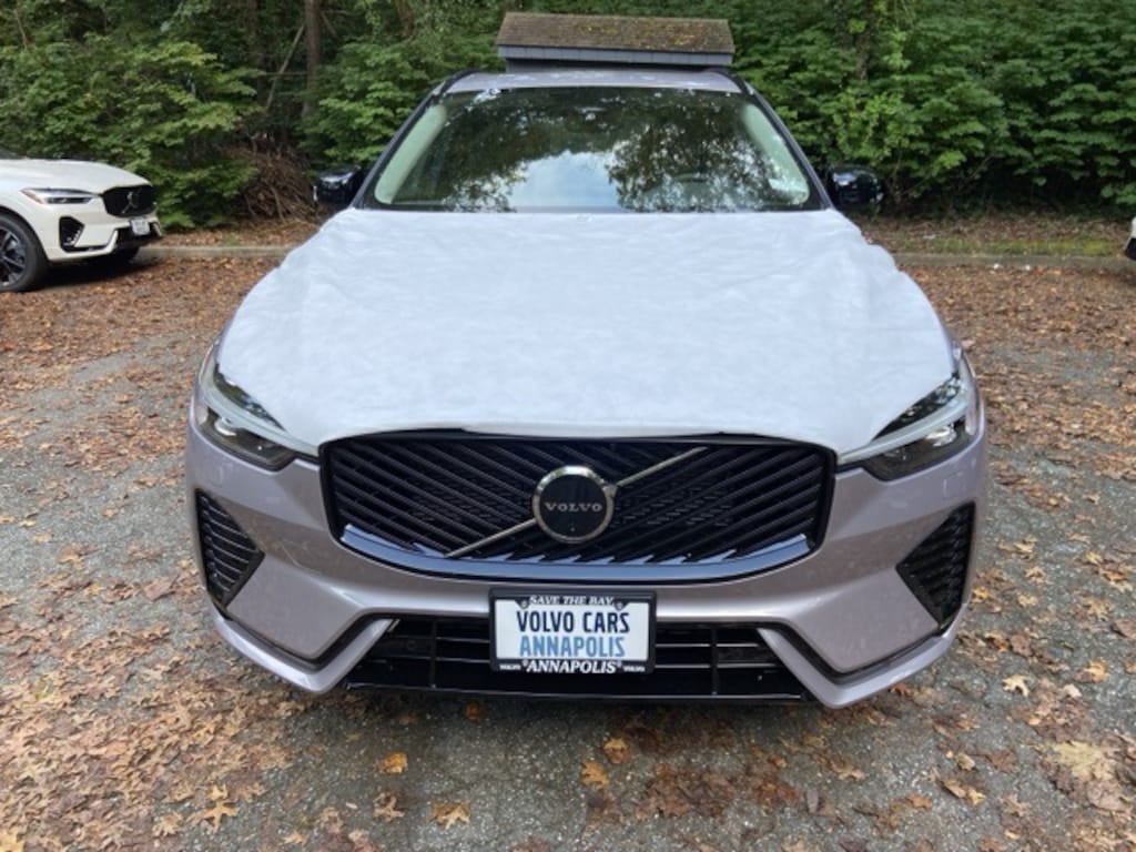 New 2026 Volvo XC60 B5 Plus SUV