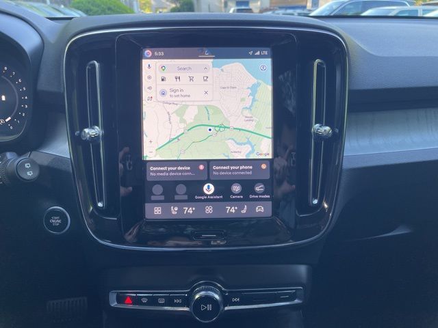 2026 Volvo XC40 Plus - Photo 20