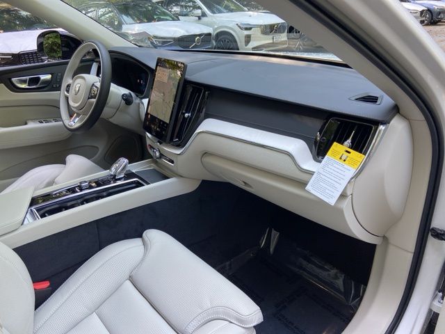 2026 Volvo XC60 Ultra - Photo 18