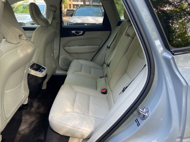 2026 Volvo XC60 Ultra - Photo 15
