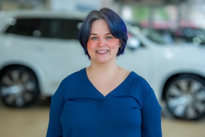 Staff member Christina Fruengel from 2e8ac853a7a1