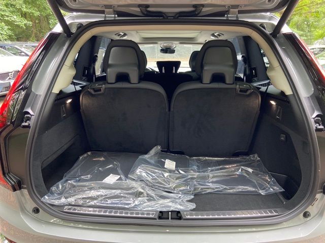 2026 Volvo XC90 Plus - Photo 20