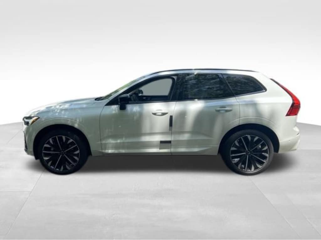 New 2026 Volvo XC60 B5 Ultra SUV