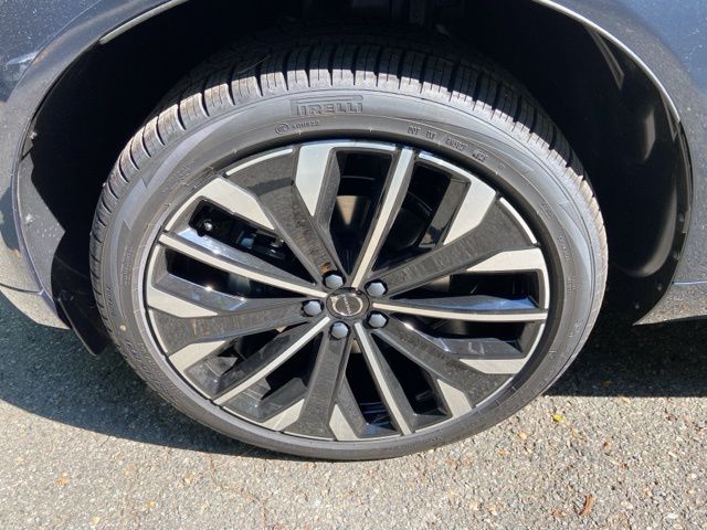 2026 Volvo XC60 Ultra - Photo 9