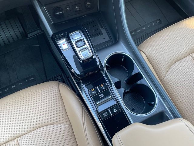 2021 Hyundai Sonata Limited - Photo 22